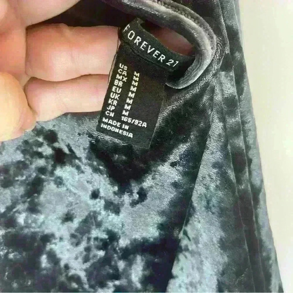 Forever 21 dark blue crushed velvet bodysuit size medium - Picture 8 of 9